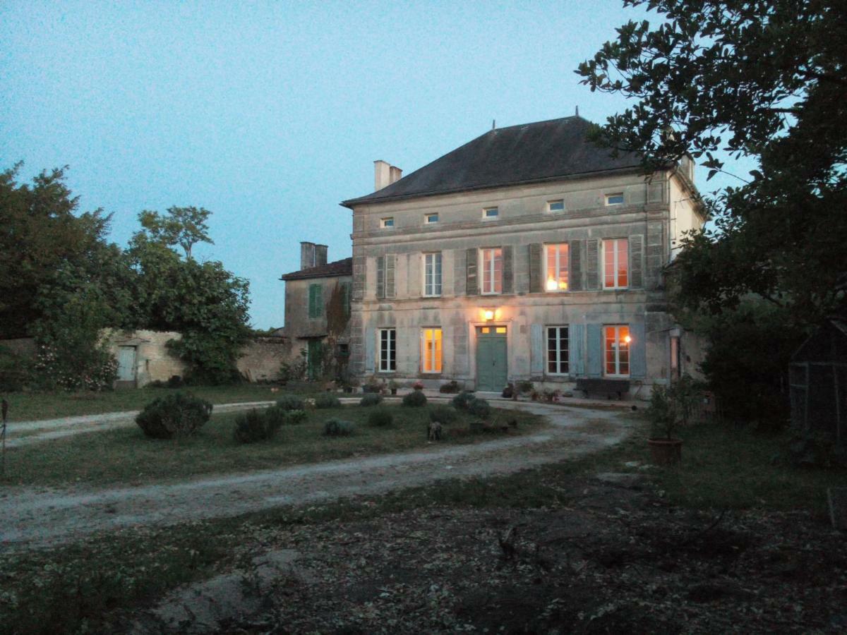 مبيت وإفطار Mareuil  Le Dojo Du Plessis المظهر الخارجي الصورة